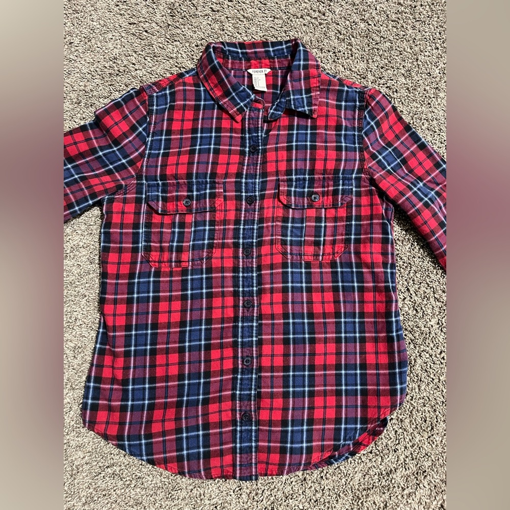 Forever 21 women’s plaid flannel long sleeve sz S